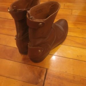 Used frye booties